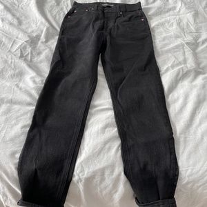Aritzia - The Yoko High Rise Slim 28L High-waisted slim jeans